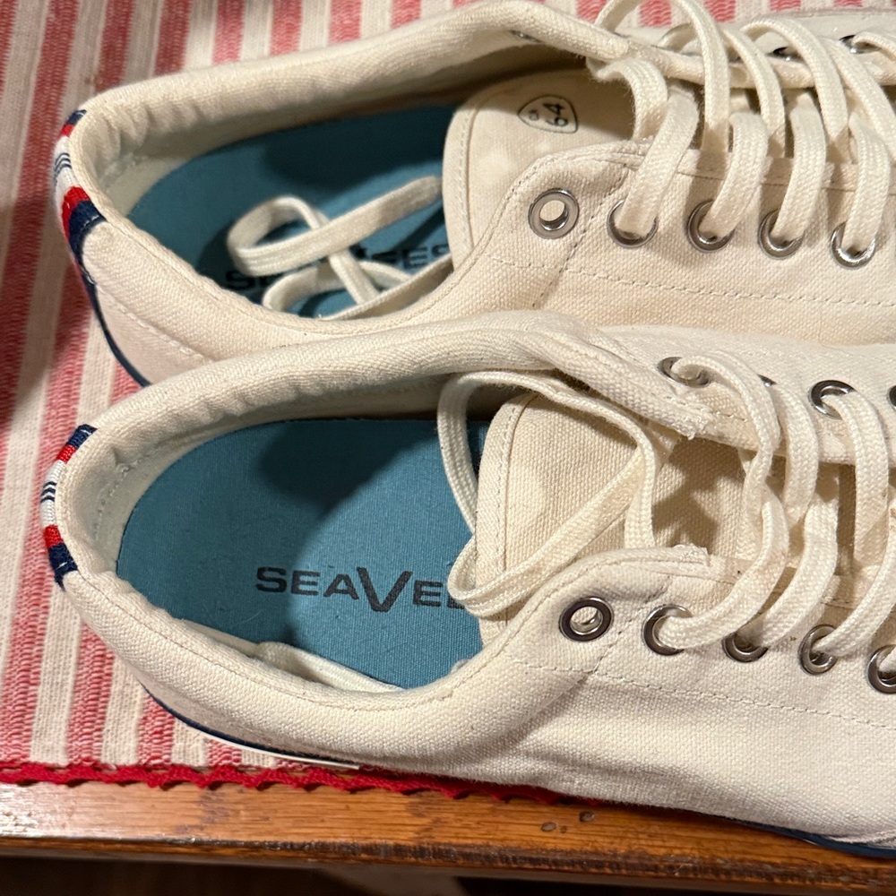 SeaVees Men's Off-White Canvas Sneakers - Picture 7 of 7